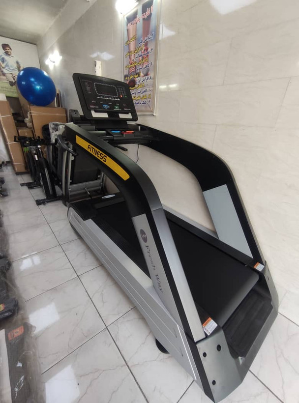 تردمیل باشگاهی وزن آزاد فرش وی مدل FW 8000
